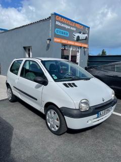 RENAULT TWINGO 1.2 ESSENCE  1ER MAIN IDEAL JEUNE PERMIS  ANNEE 2005